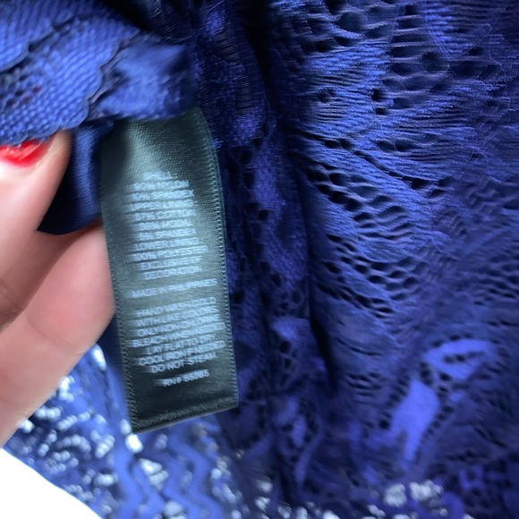 NEW-Express Navy Blue Lace Mock Neck Mid Length Dress sz 8 NEW - Picture 12 of 13